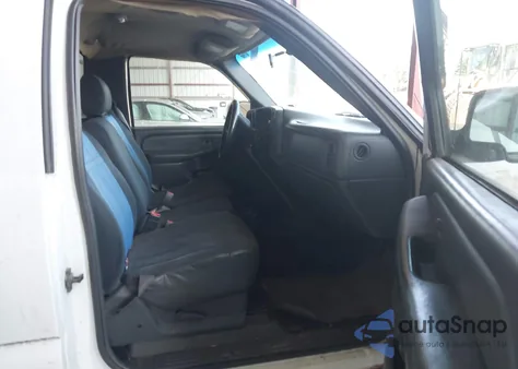 2002 GMC Sierra 1500 Standard z USA, uszkodzony, nr VIN 1GTEC14WX2Z334066